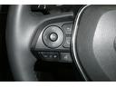ハンドルのボタン操作でオーディオ／エアコン等がコントロール出来ますので、利便性だけでなく事故防止にも繋がりますよ！