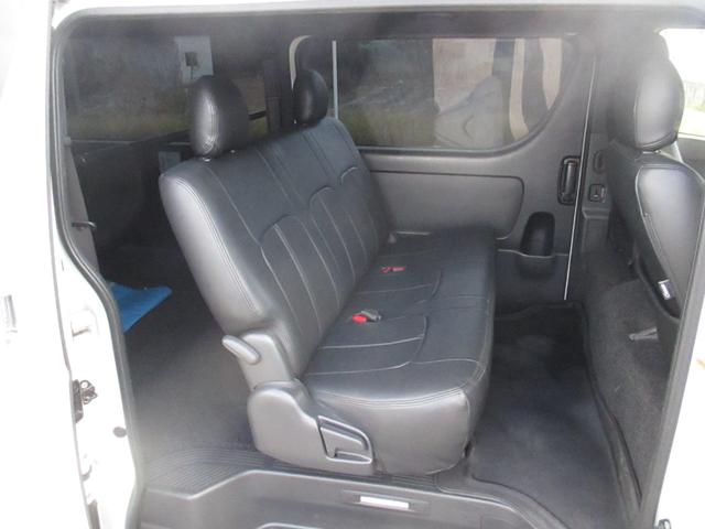 ハイエースバン スーパーGL ダークプライムII Dターボ アルパイン11インチナビフルセグ Bカメラ 両側パワースライドドア 社外17アルミナスカータイヤ シートカバー 純正LEDへッドライト プリクラシュセーフティ(14枚目)