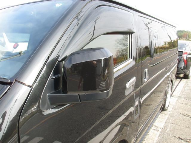 ハイエースバン スーパーＧＬ　ダークプライムＩＩ　Ｄターボ　モデリスタＦＳＲエアロ　ファブレス１８アルミ　社外９インチナビフルセグ　ＦＤモニター　パノラミックビューモニター　オーバーフェンダー　べッドキット　シートカバー　Ｄミラーカバー　ＬＥＤテール（10枚目）