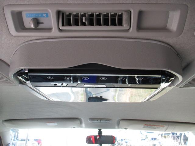 ハイエースワゴン ＧＬ　社外ＦＳＲエアロ　社外２０インチアルミ　ローダウン　左パワースライドドア　純正ＬＥＤへッド　社外テール　社外ナビフルセグ　ＦＤモニター　Ｂカメラ　シートカバー　ウィンカーミラー（14枚目）