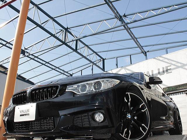 420iグランクーペ Mスポーツ オイスターホワイトレザー シートヒーター CD/DVD/Bluetooth クルーズコントロール オートトランク パドルシフト Mグリル 新品19アルミ 禁煙(10枚目)