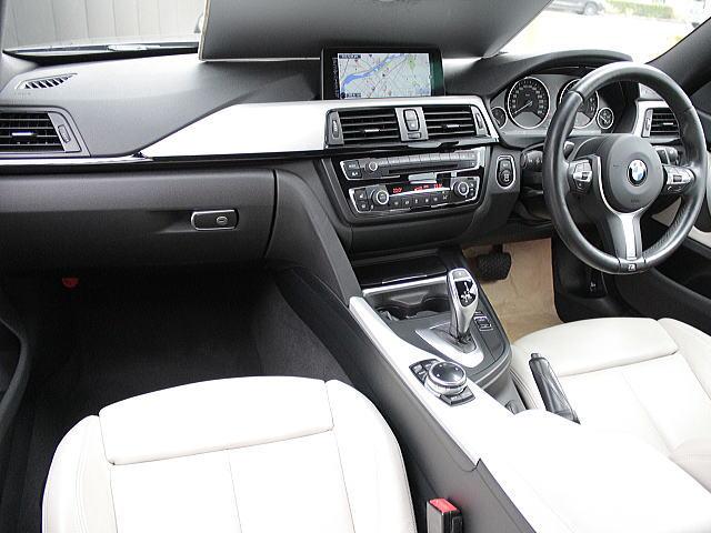 420iグランクーペ Mスポーツ オイスターホワイトレザー シートヒーター CD/DVD/Bluetooth クルーズコントロール オートトランク パドルシフト Mグリル 新品19アルミ 禁煙(32枚目)