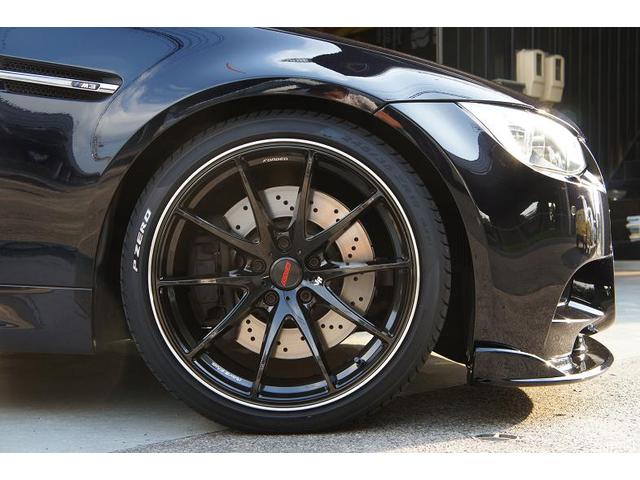 ５シリーズ ５２３ｉ　Ｍスポーツ　人気定番カラーブラックサファイアのＭスポーツ！新品パーツで仕上げたカスタムコンプリート新品２０インチアルミ　禁煙車（70枚目）