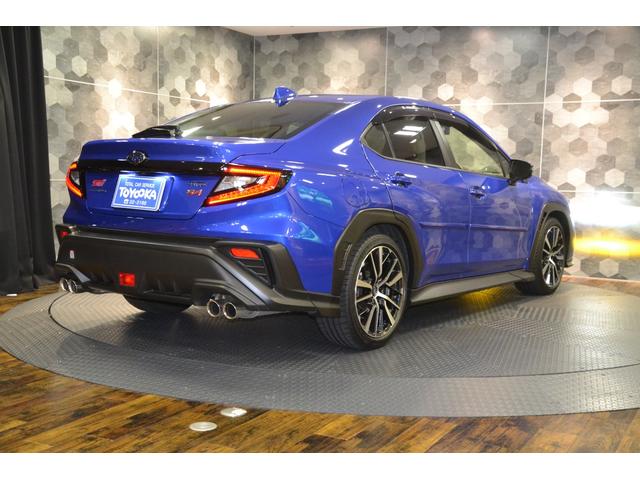 ＷＲＸ Ｓ４ ＳＴＩスポーツＲ　ＥＸ　４ＷＤターボ・アイサイト・ＬＥＤオートライトハイビームアシストフォグランプ・純正ナビ・バックカメラＥＴＣ・革パワーシート・デュアルオートエアコン・スマートキープッシュスタート（7枚目）