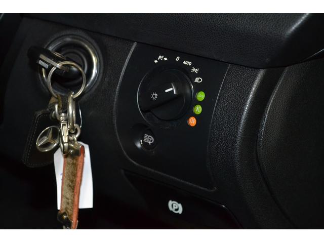 Mクラス ML350 4WDAT・HIDライトフォグランプバックフォグ・ナビバックカメラETC・デユアルエアコン・革パワーシート(15枚目)