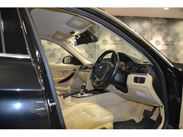 3シリーズ 320iラグジュアリー HDDナビバックカメラETC・革パワーシート・スマートキープッシュスタート・純正19インチアルミ(12枚目)