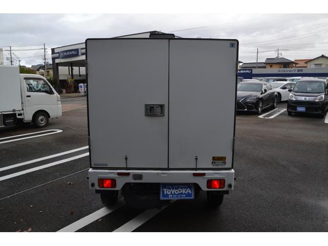 キャリイトラック 特装中温冷凍車・4WD5MT・エアコンパワステ(6枚目)