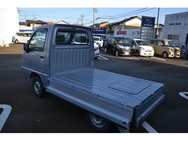 サンバートラック ＴＣ　スーパーチャージャー・４ＷＤ５ＭＴ・エアコンパワステ・カセット付きＡＭ／ＦＭラジオ（9枚目）