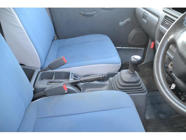 サンバートラック ＴＣ　スーパーチャージャー・４ＷＤ５ＭＴ・エアコンパワステ・カセット付きＡＭ／ＦＭラジオ（17枚目）