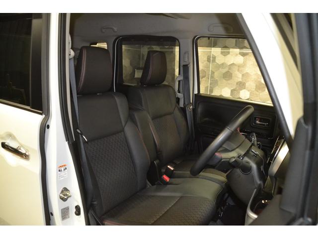 スペーシアカスタム ハイブリッドＸＳターボ　ハイブリッドターボ４ＷＤ・スズキセフティーサポート・ＬＥＤオートライトフォグランプ・ＳＤフルセグナビ全方位カメラＥＴＣ・両側電動スライド・オートエアコン・シートヒーター・スマートキー・プッシュスタート（11枚目）