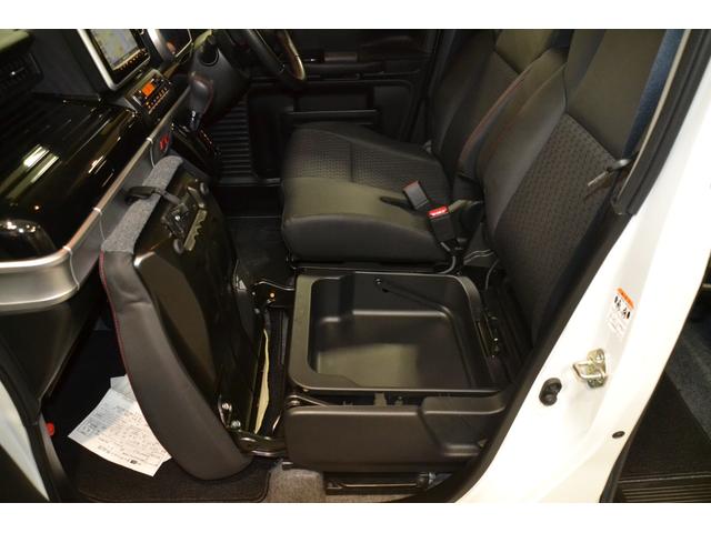 スペーシアカスタム ハイブリッドＸＳターボ　ハイブリッドターボ４ＷＤ・スズキセフティーサポート・ＬＥＤオートライトフォグランプ・ＳＤフルセグナビ全方位カメラＥＴＣ・両側電動スライド・オートエアコン・シートヒーター・スマートキー・プッシュスタート（33枚目）