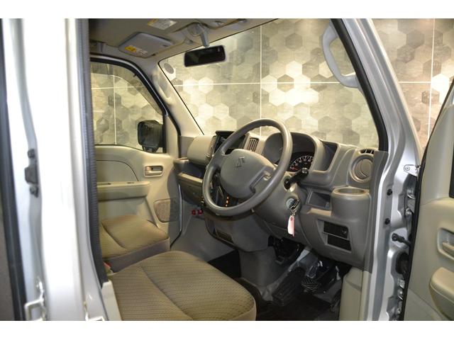 エブリイ ＰＣ　４ＷＤＡＴ・スピーカー一体ＡＭ／ＦＭラジオ・エアコンパワステパワウインドー・キーレスエントリー（13枚目）