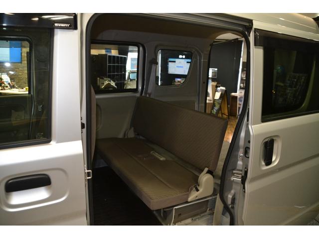 エブリイ ＰＣ　４ＷＤＡＴ・スピーカー一体ＡＭ／ＦＭラジオ・エアコンパワステパワウインドー・キーレスエントリー（21枚目）