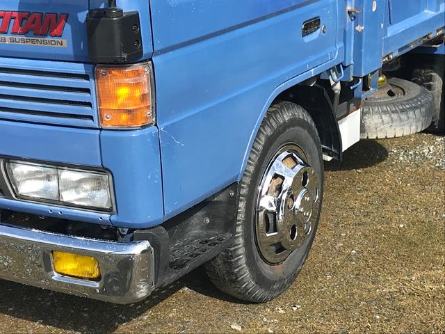 ダンプ トラック AC MT 修復歴無 ワンオーナー(5枚目)