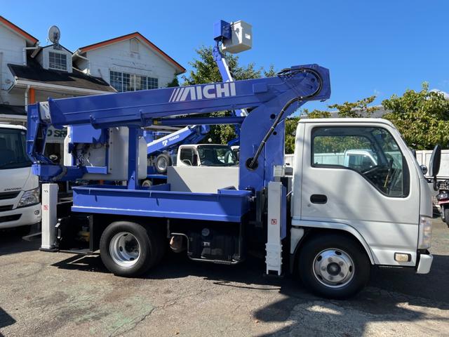 エルフトラック 　高所作業車　アイチ　ＳＢ１２Ａ　１２ｍ　６ＭＴ　ＦＲＰバケット　電動格納ミラー　ＥＴＣ　自動格納（4枚目）
