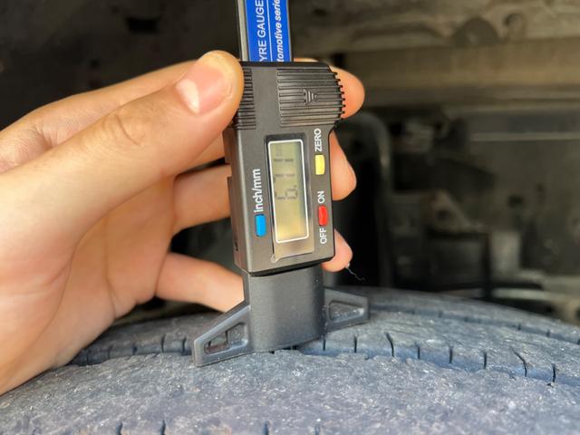 エルフトラック 　高所作業車　アイチ　ＳＢ１２Ａ　１２ｍ　６ＭＴ　ＦＲＰバケット　電動格納ミラー　ＥＴＣ　自動格納（50枚目）