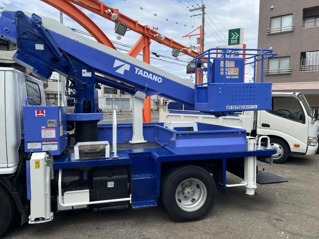 エルフトラック 　高所作業車　タダノ　ＡＴ１２１　１２ｍ　６ＭＴ　自動格納　パワーウインド　電動格納ミラー（13枚目）