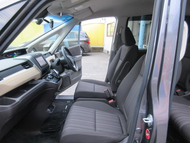 フリードハイブリッド ハイブリッド・Gホンダセンシング 純正ナビ フルセグTV Bluetooth 両側電動スライドドア ETC バックカメラ LEDライト スマートキー DVD CD Fピラー修復 クルーズコントロール(9枚目)