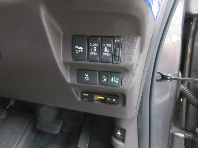 フリードハイブリッド ハイブリッド・Gホンダセンシング 純正ナビ フルセグTV Bluetooth 両側電動スライドドア ETC バックカメラ LEDライト スマートキー DVD CD Fピラー修復 クルーズコントロール(15枚目)