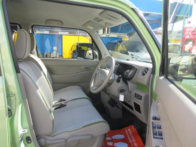 ムーヴコンテ Ｌ　電動格納ミラー　リモコンキー　光軸レベライザー　純正ＣＤデッキ　ＥＴＣ　アイドリングストップ　プライバシーガラス（8枚目）