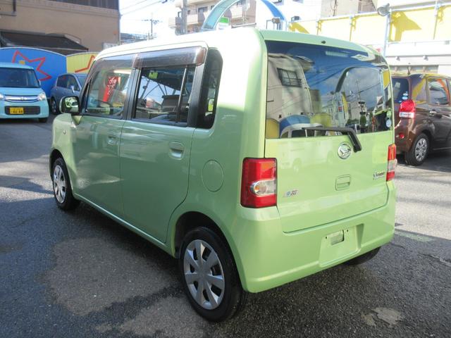 ムーヴコンテ Ｌ　電動格納ミラー　リモコンキー　光軸レベライザー　純正ＣＤデッキ　ＥＴＣ　アイドリングストップ　プライバシーガラス（12枚目）