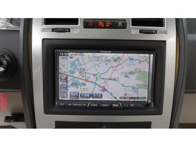 5.7HEMI 3月末迄の限定値下! 車高調 社外20AW サンルーフ E&Gメッキグリル 革シート ボストンサウンドシステム 社外ナビ 地デジ V8 5.7HEMI(14枚目)