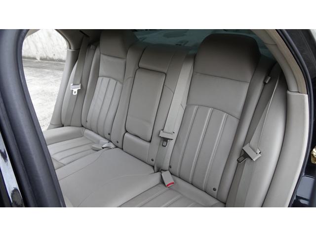 5.7HEMI 3月末迄の限定値下! 車高調 社外20AW サンルーフ E&Gメッキグリル 革シート ボストンサウンドシステム 社外ナビ 地デジ V8 5.7HEMI(64枚目)