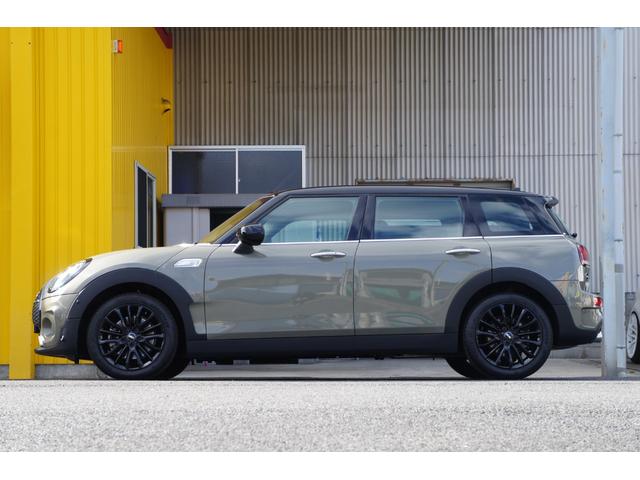 クーパーS クラブマン ワンオーナー車 インテリジェントセーフティー アダプティブクルーズ パークディスタンスコントロール SDナビ&バックカメラ JCWステアリング(8枚目)