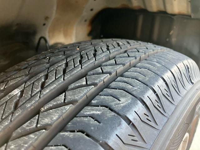 ＡＺオフロード ＸＣ　ターボ　４ＷＤ　ＡＢＳ　キーレス　純ＡＷ　純正アルミホイール　パワーステアリング　パワーウィンドウ　エアコン　運転席・助手席エアバック　ＣＤ（18枚目）