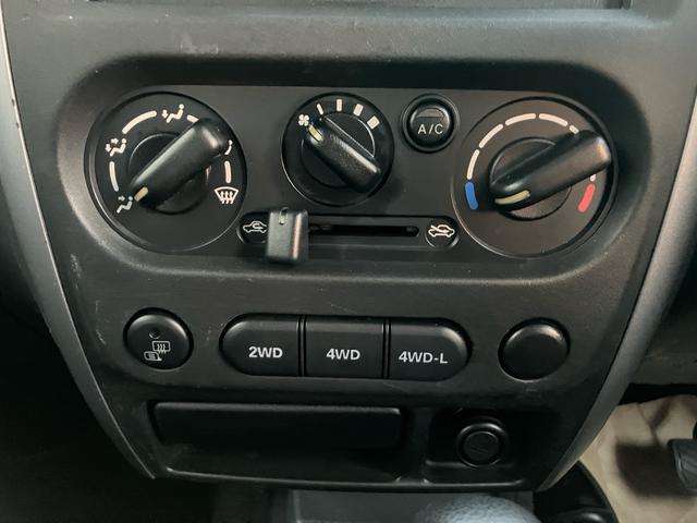 ＡＺオフロード ＸＣ　ターボ　４ＷＤ　ＡＢＳ　キーレス　純ＡＷ　純正アルミホイール　パワーステアリング　パワーウィンドウ　エアコン　運転席・助手席エアバック　ＣＤ（38枚目）