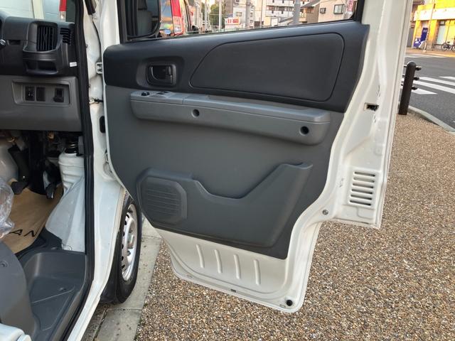 ミニキャブバン CL ハイルーフ キーレス 集中ロック 運転席・助手席エアバッグ パワステ パワーウィンドウ オーバードライブ付き ABS 修復リア軽微(52枚目)