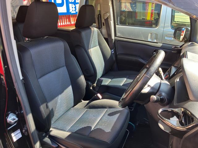 ヴォクシー ZS ブルートゥース フルセグ ETC バックカメラ プッシュスタート(4枚目)