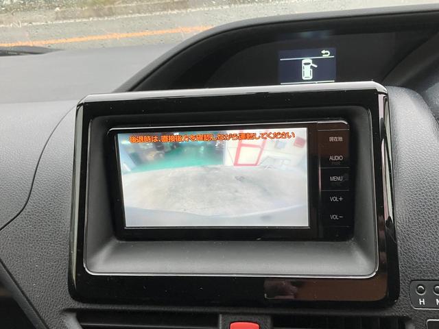 ヴォクシー Ｘ　ＳＤナビ　ブルートゥース　フルセグ　バックカメラ（3枚目）