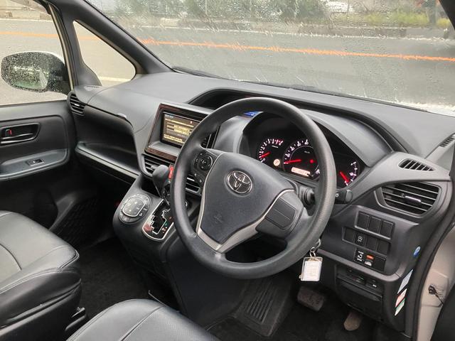 ヴォクシー Ｘ　ＳＤナビ　ブルートゥース　フルセグ　バックカメラ（7枚目）