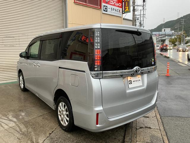 ヴォクシー Ｘ　ＳＤナビ　ブルートゥース　フルセグ　バックカメラ（30枚目）