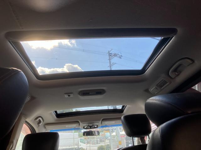 エルグランド ２５０ハイウェイスター　サンルーフ　両側電動スライド　アラウンドビュー　ブルートゥース　フルセグ（2枚目）