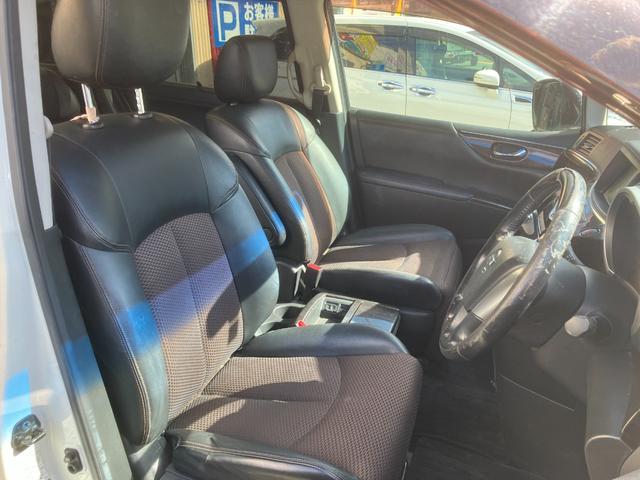 エルグランド ２５０ハイウェイスター　サンルーフ　両側電動スライド　アラウンドビュー　ブルートゥース　フルセグ（6枚目）