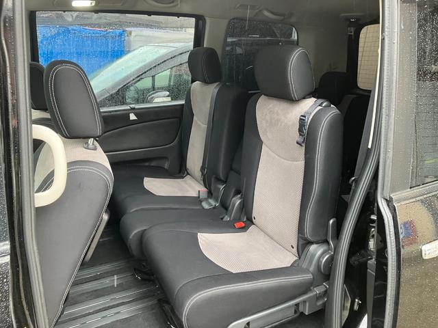 セレナ ライダーパフォーマンススペックブラックラインＳ－ＨＶ　フリップダウン　両側電動スライド　ブルートゥース　フルセグ　バックカメラ（12枚目）