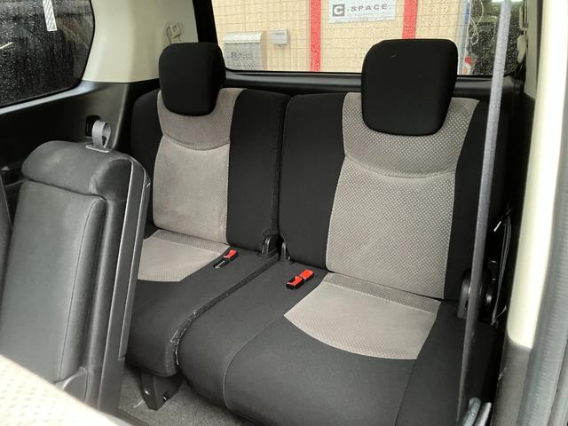 セレナ ライダーパフォーマンススペックブラックラインＳ－ＨＶ　フリップダウン　両側電動スライド　ブルートゥース　フルセグ　バックカメラ（13枚目）