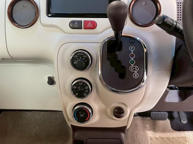 TOYOTA PORTE F A LA MODE DEUX