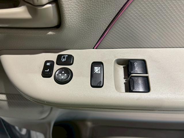 ＮＶ１００クリッパーバン ＤＸ　ＧＬセーフティパッケージ　禁煙車　２０２４製タイヤ　ナビ　バックカメラ　ＥＴＣ　Ｂｌｕｅｔｏｏｔｈ　フルセグＴＶ　電格ミラー　オートライト　バックソナー　衝突軽減システム　オーバーヘッドコンソール　マット　バイザー（33枚目）