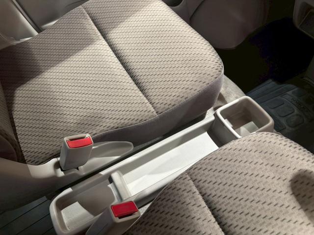 ＮＶ１００クリッパーバン ＤＸ　ＧＬセーフティパッケージ　禁煙車　２０２４製タイヤ　ナビ　バックカメラ　ＥＴＣ　Ｂｌｕｅｔｏｏｔｈ　フルセグＴＶ　電格ミラー　オートライト　バックソナー　衝突軽減システム　オーバーヘッドコンソール　マット　バイザー（35枚目）