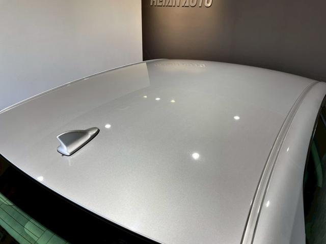 クラウンハイブリッド ロイヤルサルーン　禁煙車　メーカーナビ　バックカメラ　ＥＴＣ　ドラレコ　Ｂｌｕｅｔｏｏｔｈ　フルセグＴＶ　ＤＶＤ　ＣＤ　スマートキー　クルーズコントロール　パワーシート　シートヒーター　ＨＩＤヘッドライト　オートライト（29枚目）