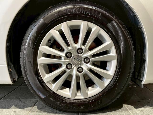 クラウンハイブリッド ロイヤルサルーン　禁煙車　メーカーナビ　バックカメラ　ＥＴＣ　ドラレコ　Ｂｌｕｅｔｏｏｔｈ　フルセグＴＶ　ＤＶＤ　ＣＤ　スマートキー　クルーズコントロール　パワーシート　シートヒーター　ＨＩＤヘッドライト　オートライト（62枚目）