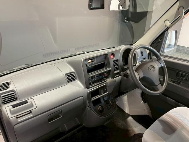 ハイゼットカーゴ ＤＸ　ワンオーナー　禁煙車　前後ドラレコ　ラジオチューナー　キーレス　パワーウィンドウ　オーバーヘッドコンソール　スペアキー　２０２５年製タイヤ（41枚目）