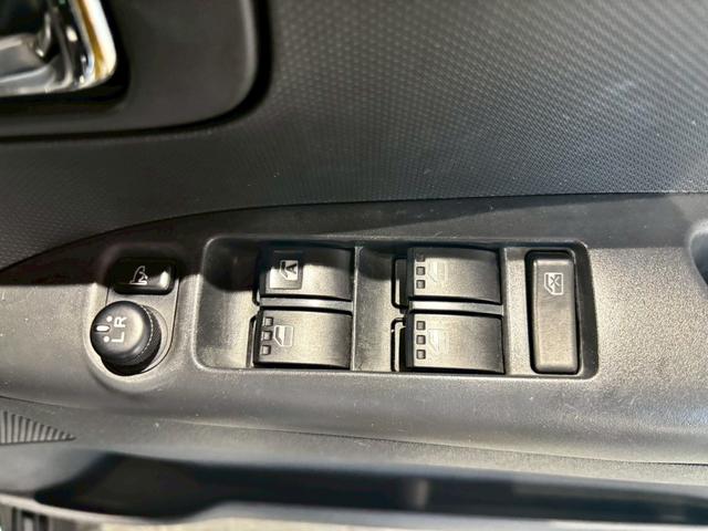 タント カスタムＸ　禁煙車　片側電動スライドドア　ナビ　ドラレコ　スマートキー　電格ミラー　ＤＶＤ　ＣＤ　純正アルミホイール　マット　バイザー（35枚目）