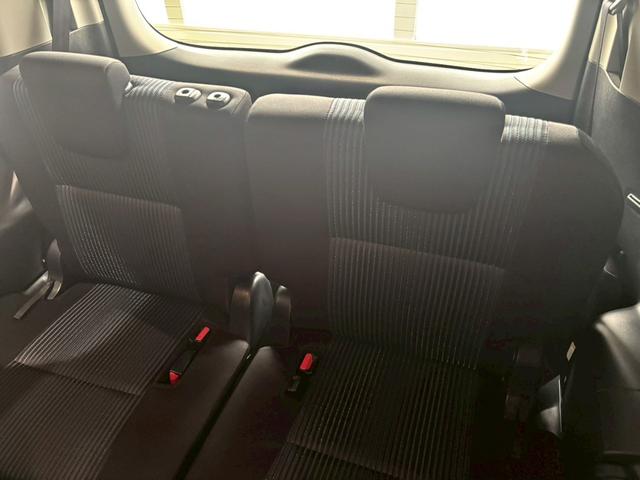 ヴォクシー ＺＳ　煌ＩＩ　禁煙車　純正ナビ　バックカメラ　ＥＴＣ　左右電動スライドドア　オートライト　オートハイビーム　ＬＥＤ　電格ミラー　フルセグＴＶ　ＣＤ　ＤＶＤ　Ｂｌｕｅｔｏｏｔｈ（64枚目）