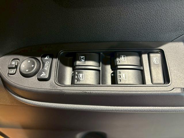 タント カスタムＲＳ　ターボ車　禁煙車　純正ナビ　バックカメラ　両側電動　シートヒーター　ＣａｒＰｌａｙ　ＡｎｄｒｏｉｄＡｕｔｏ　Ｂｌｕｅｔｏｏｔｈ　ＤＶＤ　ＣＤ　フルセグ　ＨＤＭＩ　ＬＥＤヘッドライト　スペアキー（36枚目）