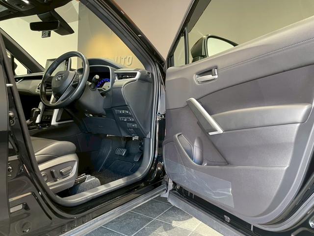カローラクロス ハイブリッド　Ｚ　ワンオーナー　禁煙車　メーカーディスプレイオーディオ　全方位モニター　ＢＳＭ　ＥＴＣ　前後ドラレコ　パワーシート　パワーバックドア　クルコン　ＬＥＤヘッドライト　Ｂｌｕｅｔｏｏｔｈ　ＤＶＤ　ＣＤ（37枚目）