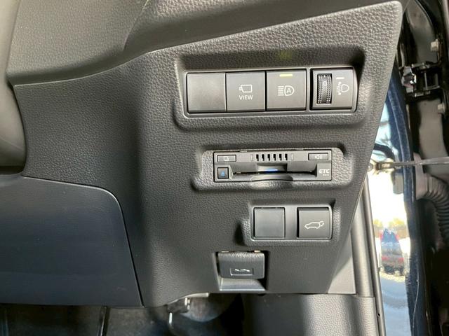 カローラクロス ハイブリッド　Ｚ　ワンオーナー　禁煙車　メーカーディスプレイオーディオ　全方位モニター　ＢＳＭ　ＥＴＣ　前後ドラレコ　パワーシート　パワーバックドア　クルコン　ＬＥＤヘッドライト　Ｂｌｕｅｔｏｏｔｈ　ＤＶＤ　ＣＤ（39枚目）